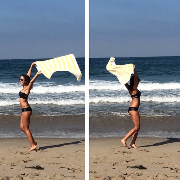 MIKOH NEOPRENE BANDEAU TOP AND HIPSTER BOTTOMS BLACK XS - sold as set! - Picture 7 of 8